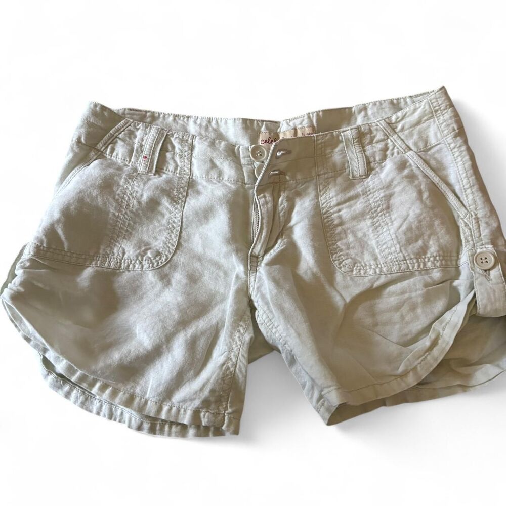 Celebrity-pink Women's Green and Khaki Shorts